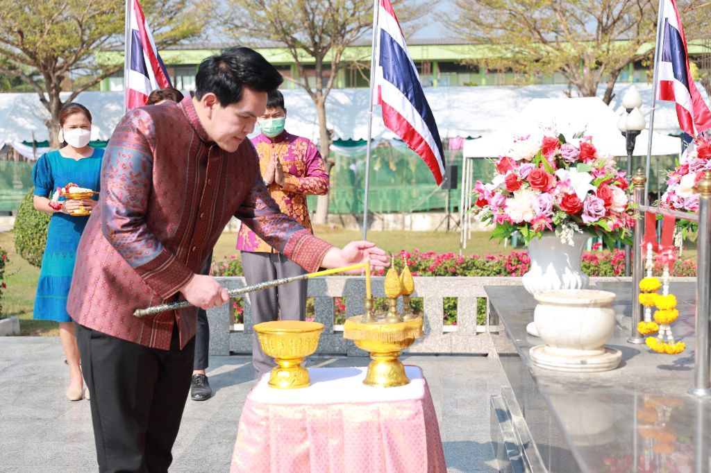 ข่าว วางศิลาฤกษ์อาคาร