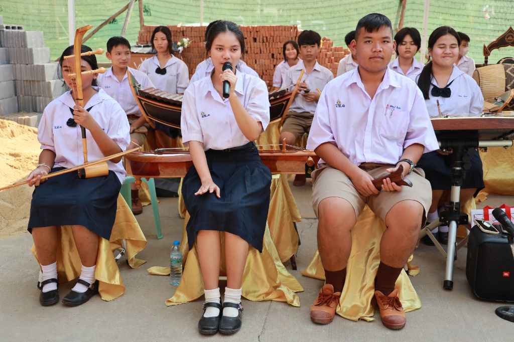 ข่าว วางศิลาฤกษ์อาคาร