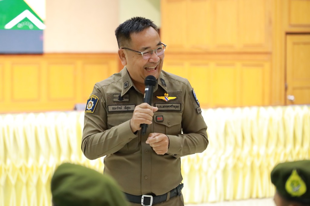 ข่าว อบรมด้านระเบียบวินัยจราจรให้แก่กลุ่มนักเรียนวิชาทหารและลูกเสืออาสาจราจรจิตอาสา